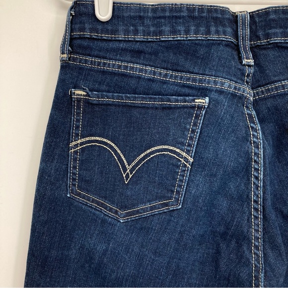 518 Superlow Women’s Boot Cut Jeans - Picture 7 of 13